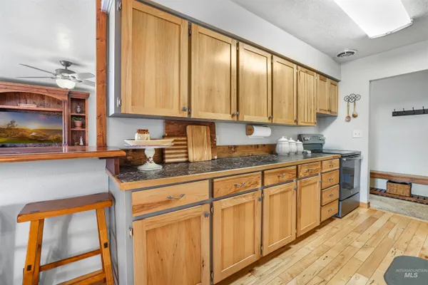 $369,900 | 603 6th Avenue East, Wendell, ID 83355