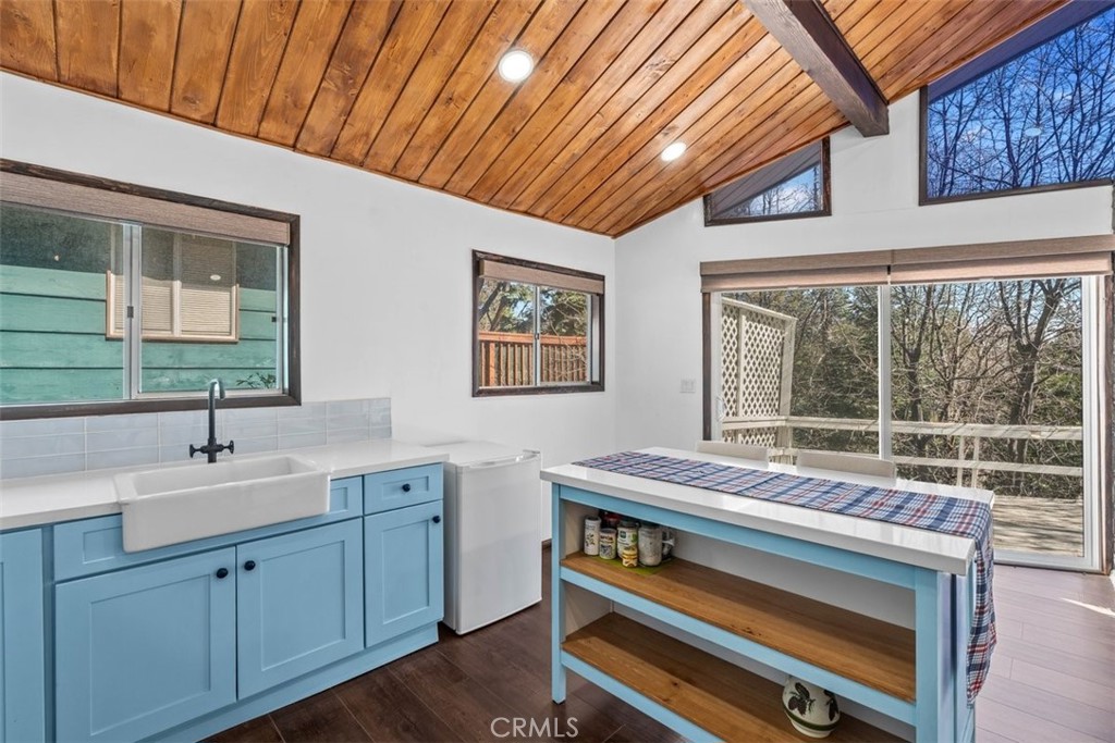 26305 Jacqueline Road Twin Peaks, CA 92391 - Photo 8 of 33 a room with furniture and window