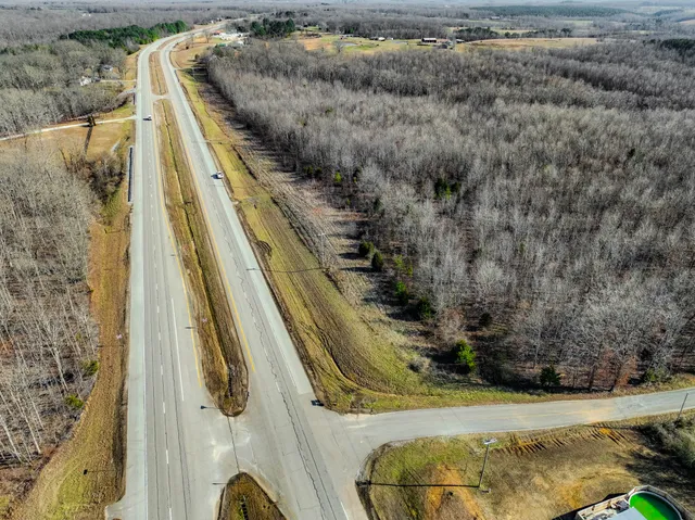 $640,000 | 0 Lawrenceburg Highway, Lawrenceburg, TN 38464