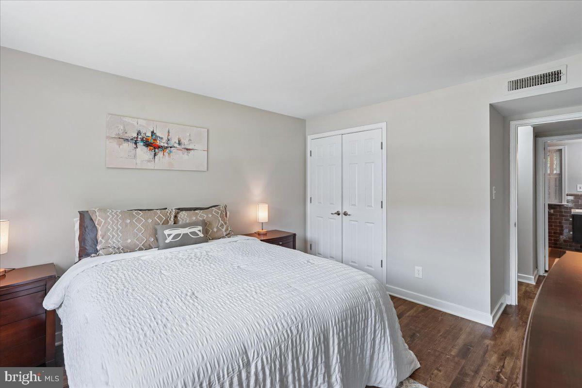 2222 Washington Avenue, Unit 101 Silver Spring, MD 20910 - Photo 19 of 38 Bright & Airy