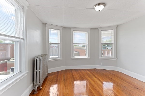 156 Talbot Avenue Boston, MA 02124 - Photo 5 of 28