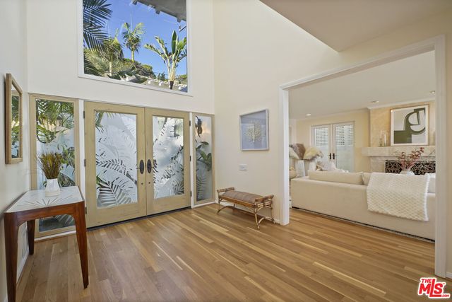 $10,925,000 | 26908 Malibu Cove Colony Drive, Malibu, CA 90265