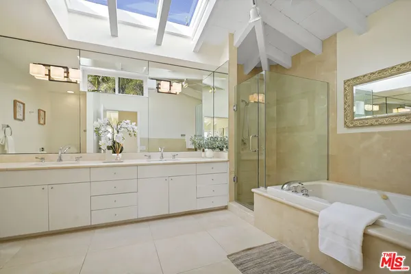 $10,925,000 | 26908 Malibu Cove Colony Drive, Malibu, CA 90265