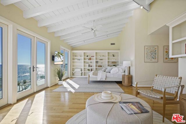 $10,925,000 | 26908 Malibu Cove Colony Drive, Malibu, CA 90265