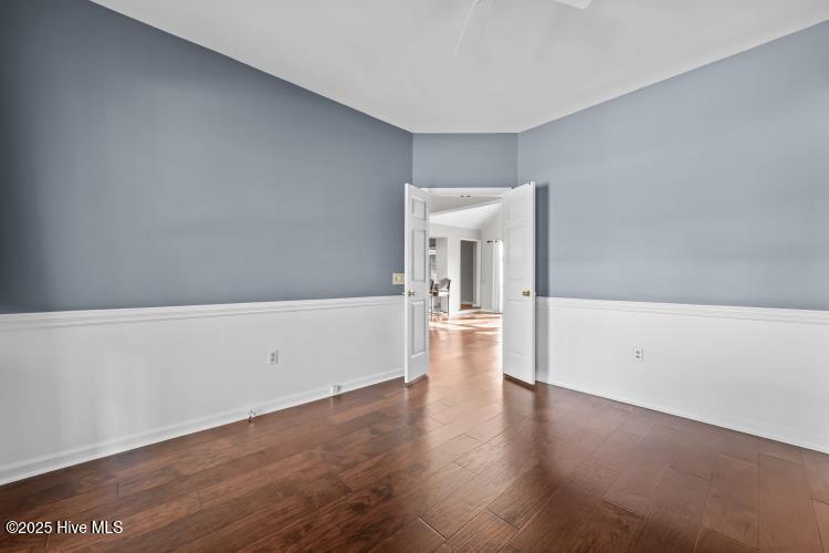 170 Lindenhurst Farm Road Aberdeen, NC 28315 - Photo 19 of 50 170 Lindenhurst office 2