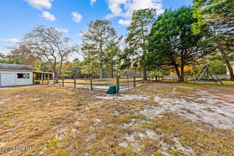 170 Lindenhurst Farm Road Aberdeen, NC 28315 - Photo 34 of 50 170 Lindenhurst Barn