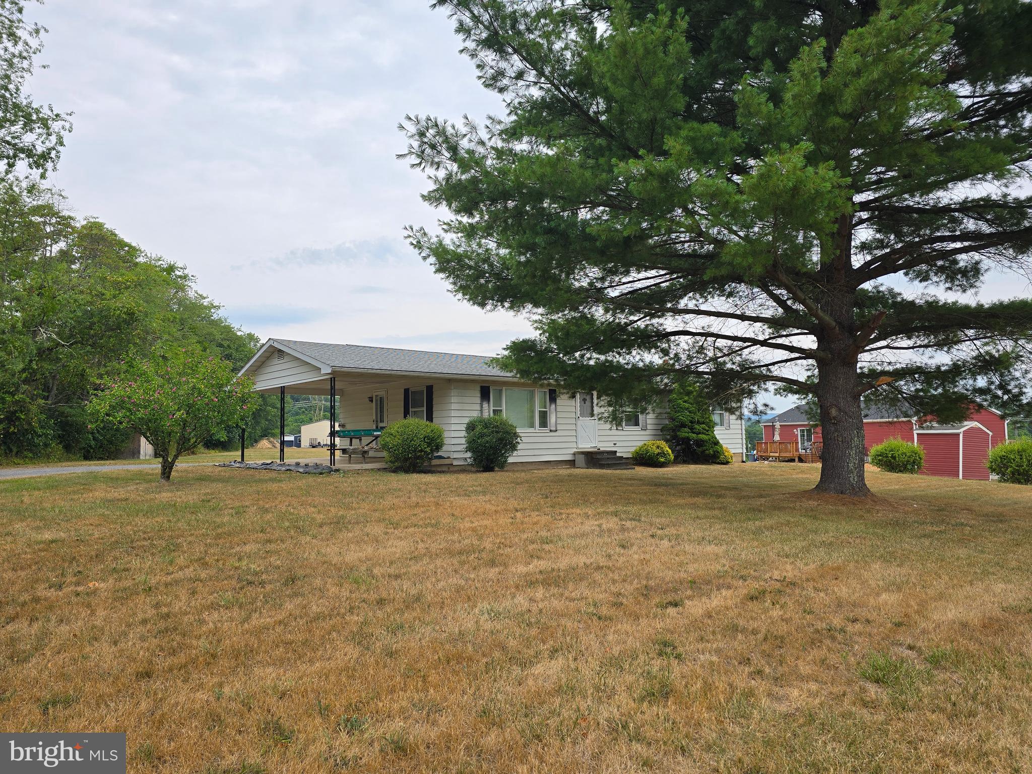 6752 Winchester Grade Road Berkeley Springs, WV 25411 - Photo 40 of 51 Front yard