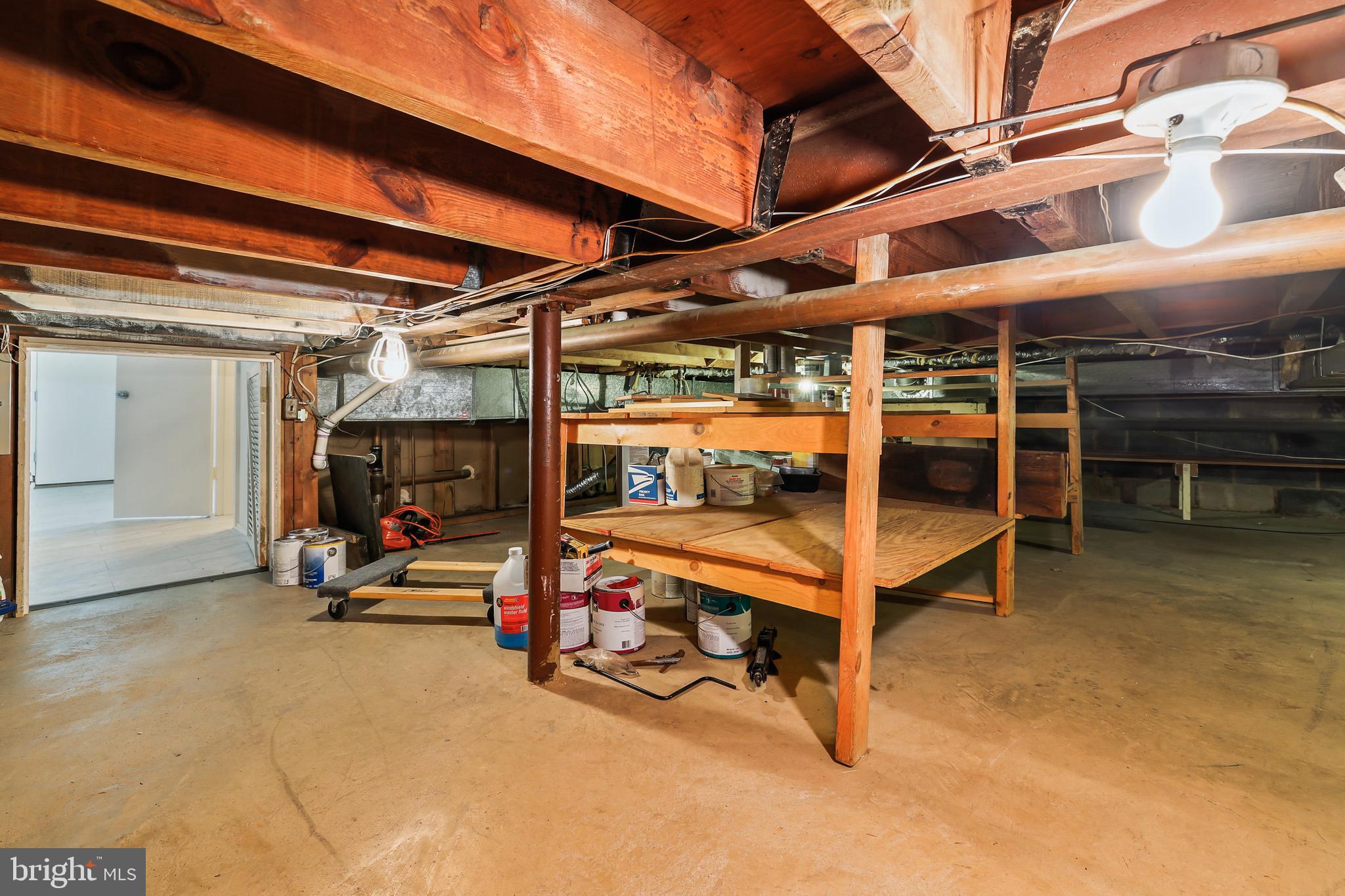 1672 Chimney House Road Reston, VA 20190 - Photo 38 of 62 Gallery Image 38