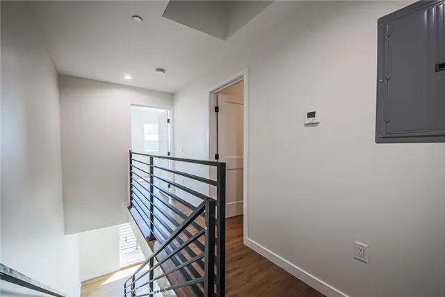 $4,867 | 2129 Aaron Street, Unit 1, Los Angeles, CA 90026