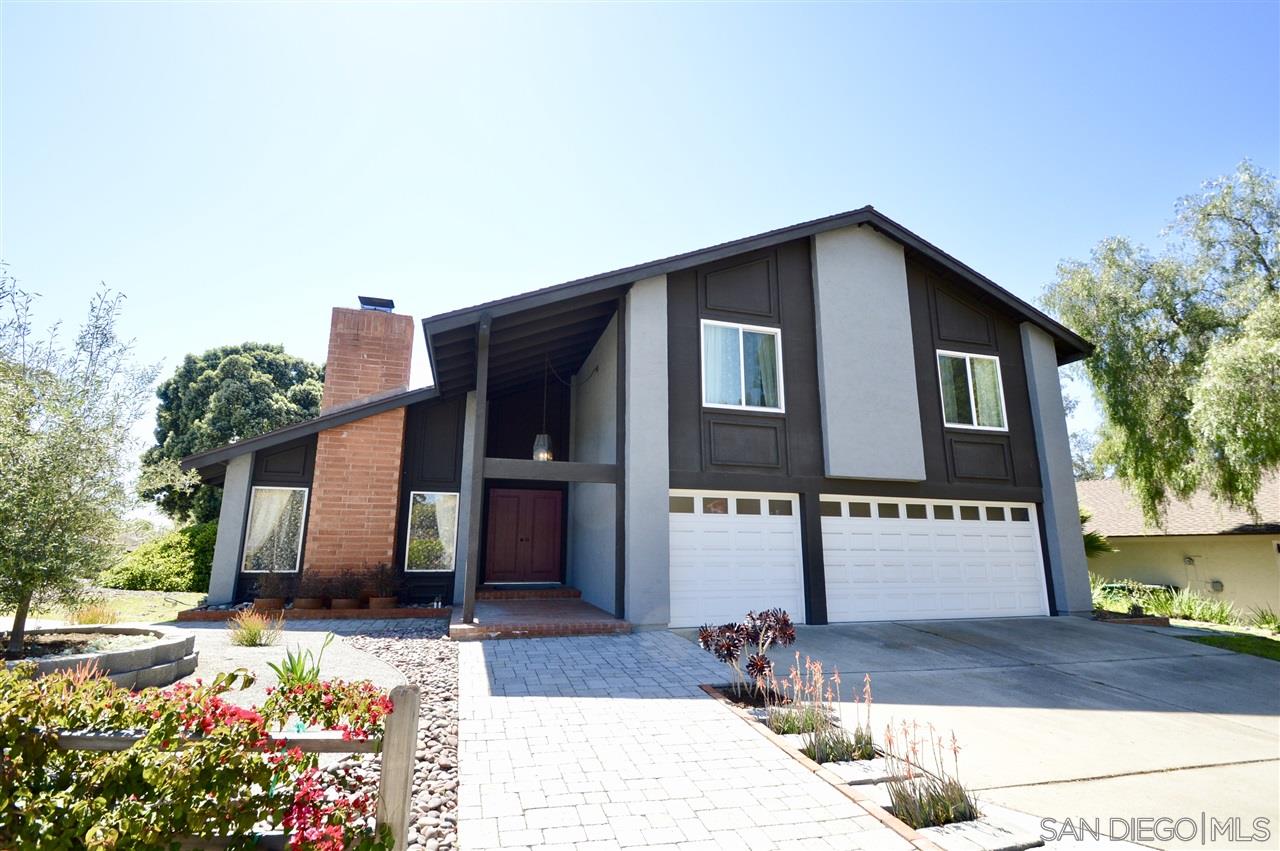 10831 Ironwood Road San Diego, CA 92131 - Photo 2 of 24