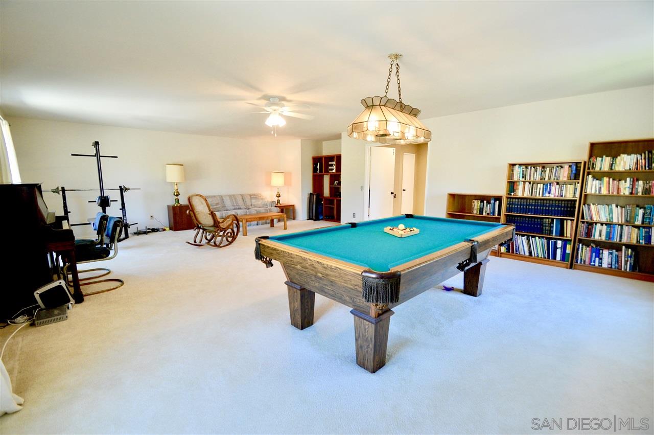 10831 Ironwood Road San Diego, CA 92131 - Photo 17 of 24