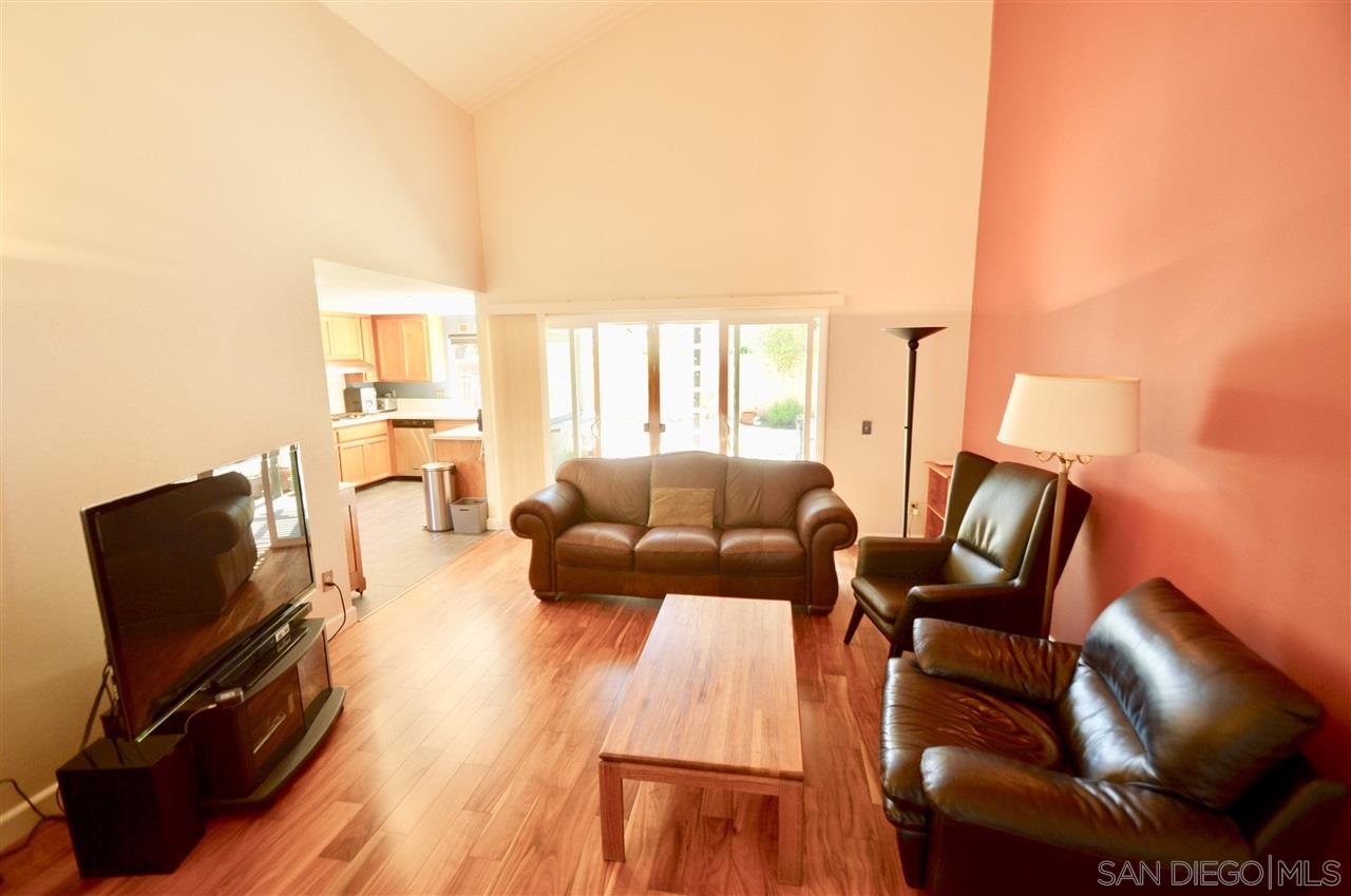10831 Ironwood Road San Diego, CA 92131 - Photo 5 of 24
