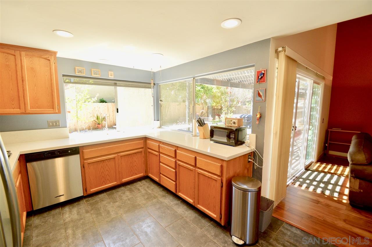 10831 Ironwood Road San Diego, CA 92131 - Photo 7 of 24