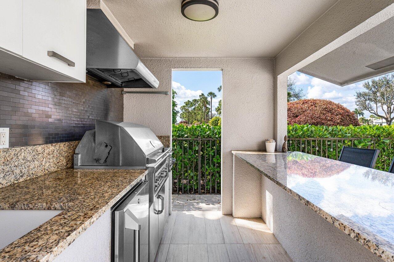 4693 Bocaire Boulevard Boca Raton, FL 33487 - Photo 40 of 57 Summer kitchen/bar