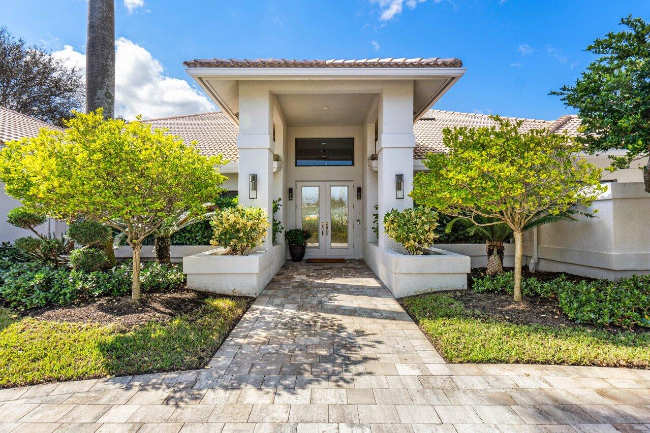 4693 Bocaire Boulevard Boca Raton, FL 33487 - Photo 4 of 57 4693 Bocaire