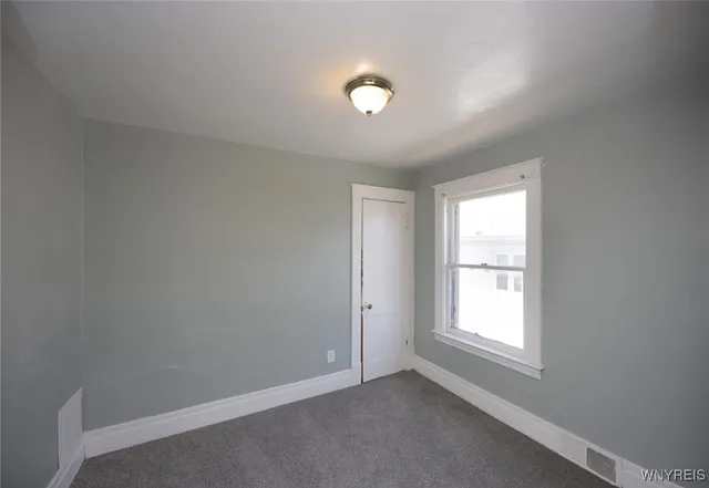 $110,000 | 1126 La Salle Avenue, Niagara Falls, NY 14301