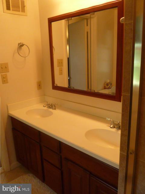 8234 Burnley Road Baltimore, MD 21204 - Photo 17 of 21 Interior (General)