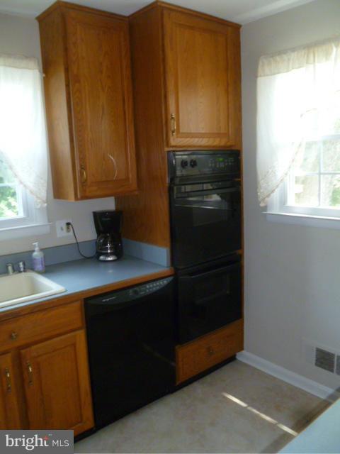 8234 Burnley Road Baltimore, MD 21204 - Photo 5 of 21 Interior (General)