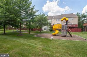 2109 Chippewa Place Silver Spring, MD 20906 - Photo 8 of 10 Gallery Image 8