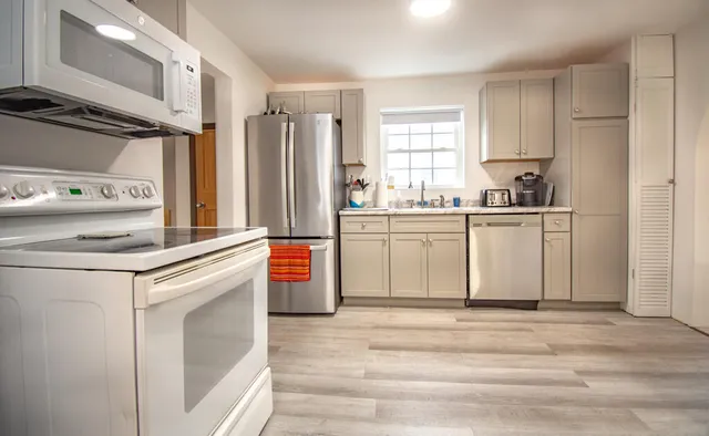 $254,900 | 94 North Maple Street, Greenville, ME 04441