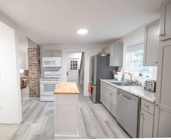 $254,900 | 94 North Maple Street, Greenville, ME 04441