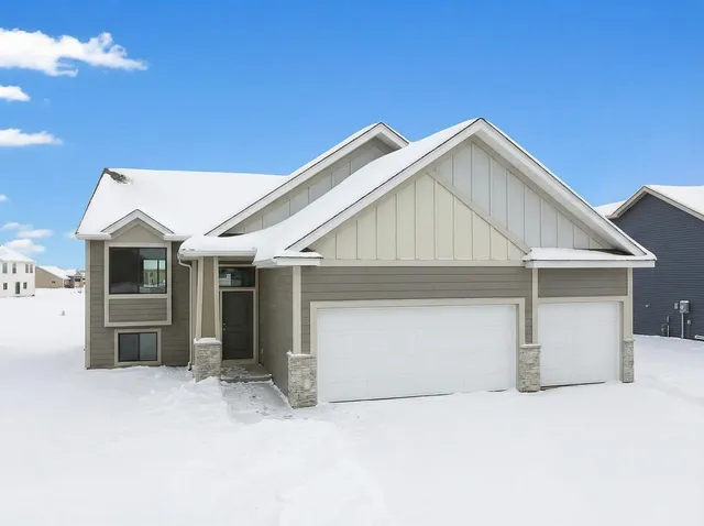 $559,900 | 17750 Empire Trail, Lakeville, MN 55044