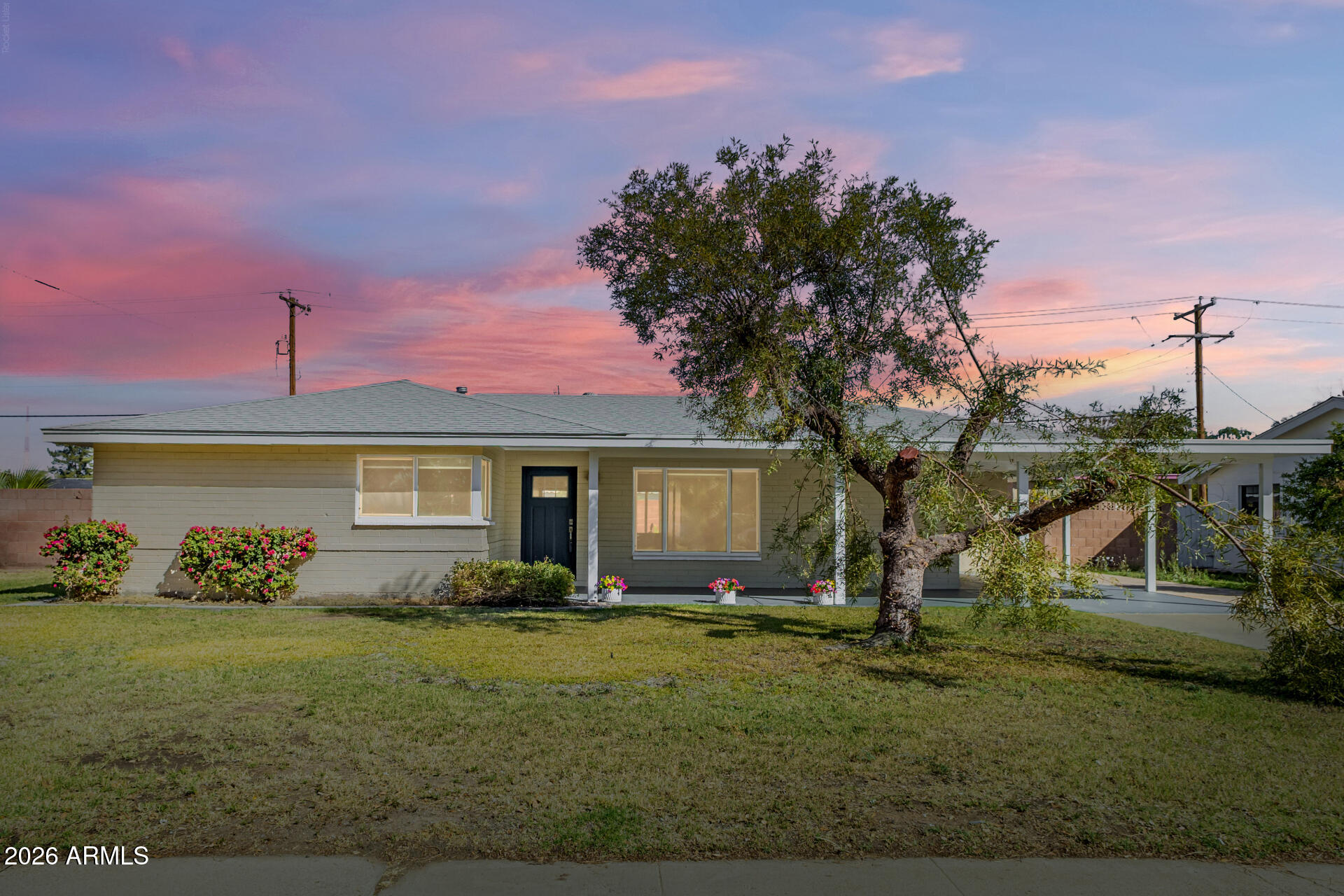 3930 East Oak Street Phoenix, AZ 85008 - Photo 1 of 61 01 - Oak