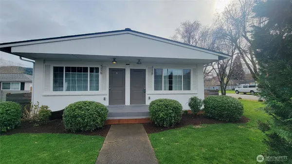$2,050 | 4228 337th Place Southeast, Fall City, WA 98024