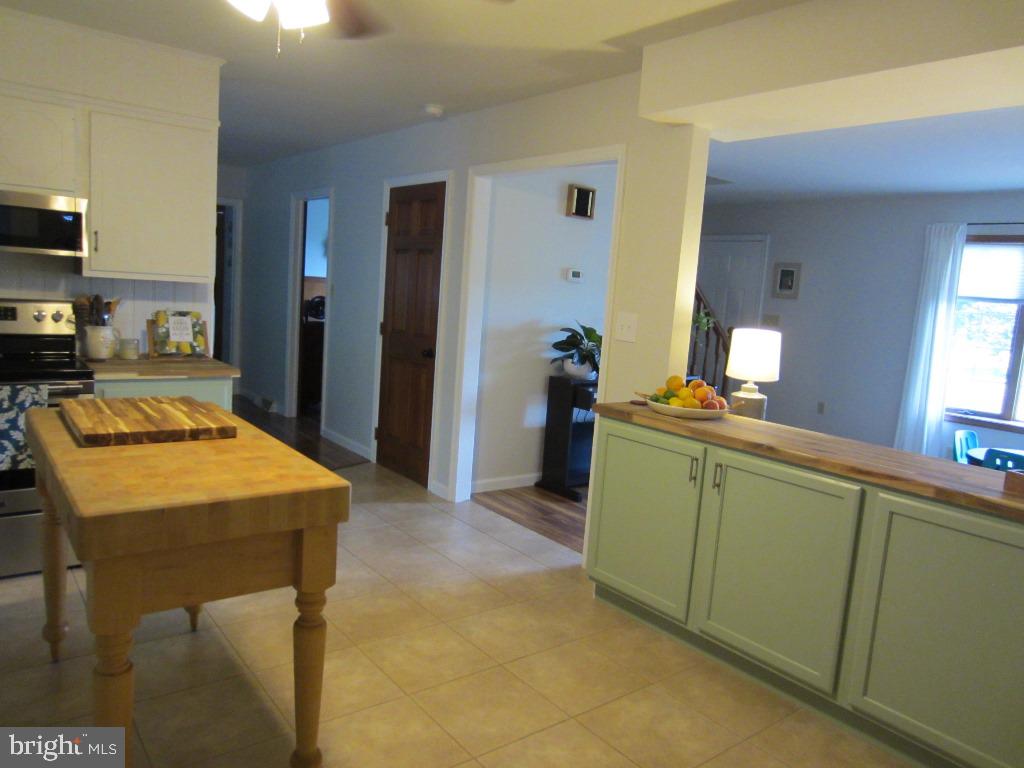 44 Green Acre Road Lititz, PA 17543 - Photo 16 of 66 Renovations include new cabinetry...