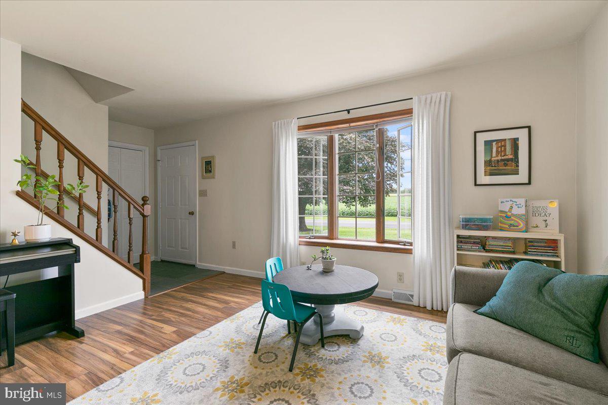 44 Green Acre Road Lititz, PA 17543 - Photo 31 of 66 Leading right into this lovely Living Room.
