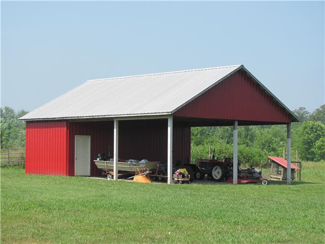 68 Pinegar Road Manchester, TN 37355 - Photo 14 of 15 This workshop is a great place to work and store all your equipment.