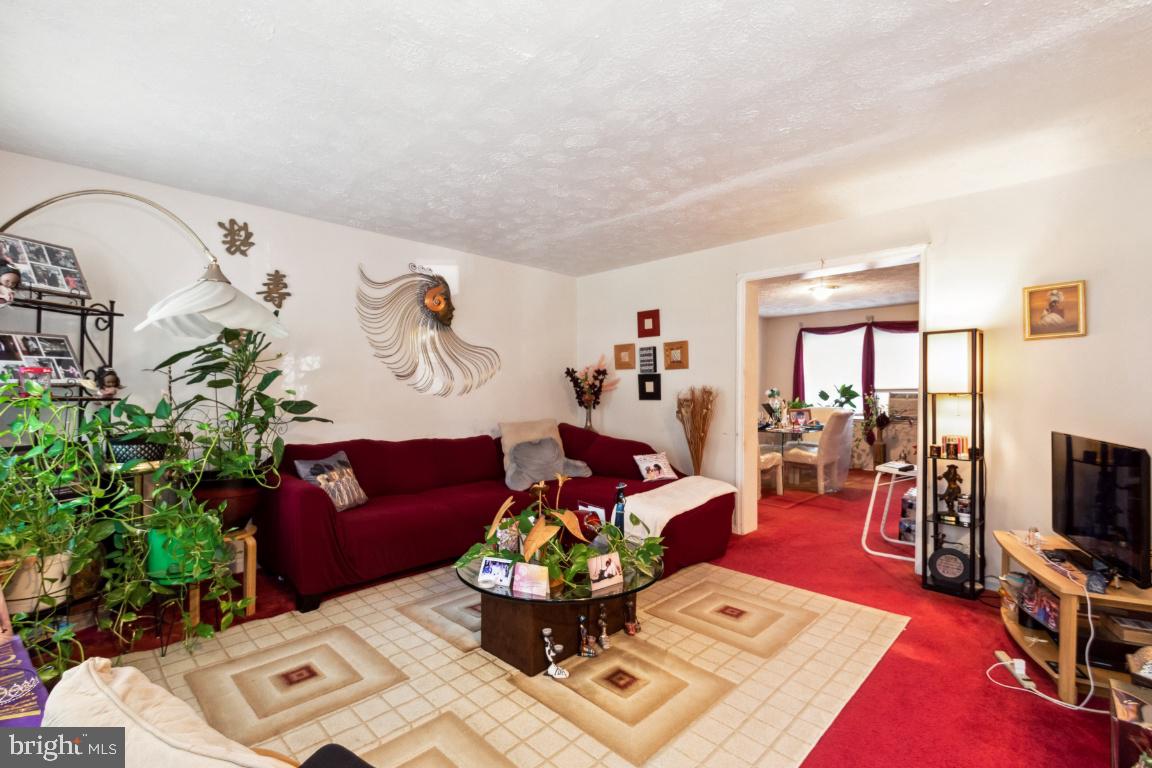 1534 Ramblewood Road Baltimore, MD 21239 - Photo 5 of 24