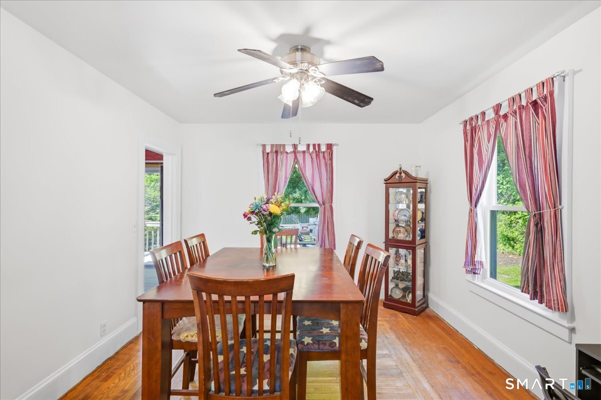 23 Sturtevant Avenue Norwich, CT 06360 - Photo 10 of 40