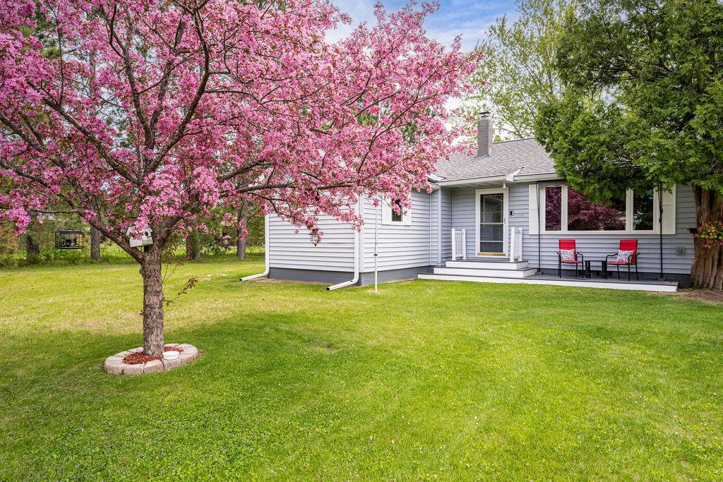 1390 Roland Road Cloquet, MN 55720 - Photo 6 of 48