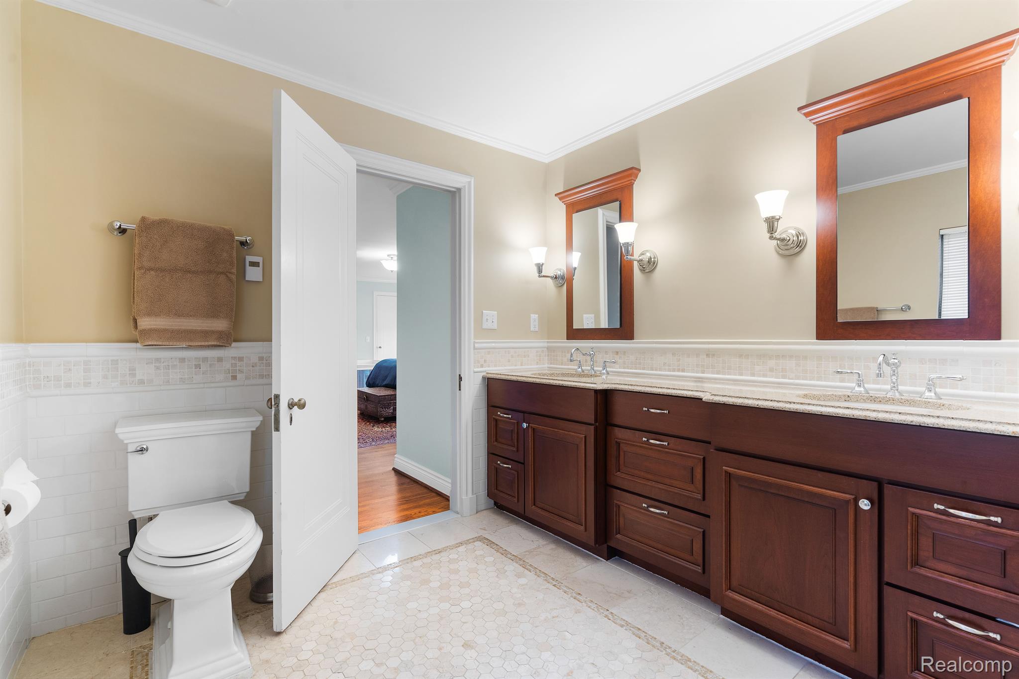 1305 Whittier Road Grosse Pointe, MI 48230 - Photo 22 of 43 Gallery Image 22