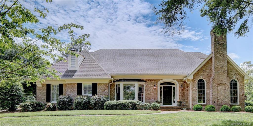 2133 Sutton Springs Road Charlotte, NC 28226 - Photo 1 of 24 Gallery Image 1