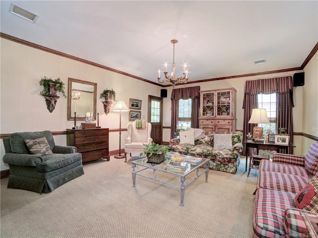 2133 Sutton Springs Road Charlotte, NC 28226 - Photo 15 of 24 Gallery Image 15
