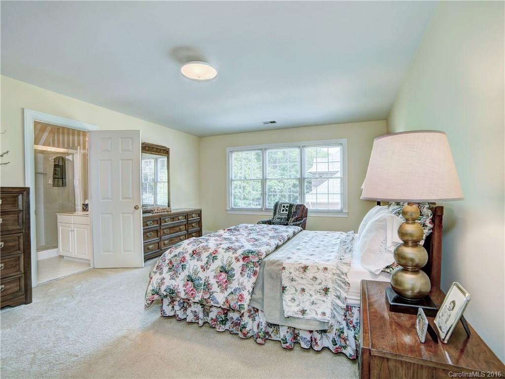 2133 Sutton Springs Road Charlotte, NC 28226 - Photo 17 of 24 Gallery Image 17