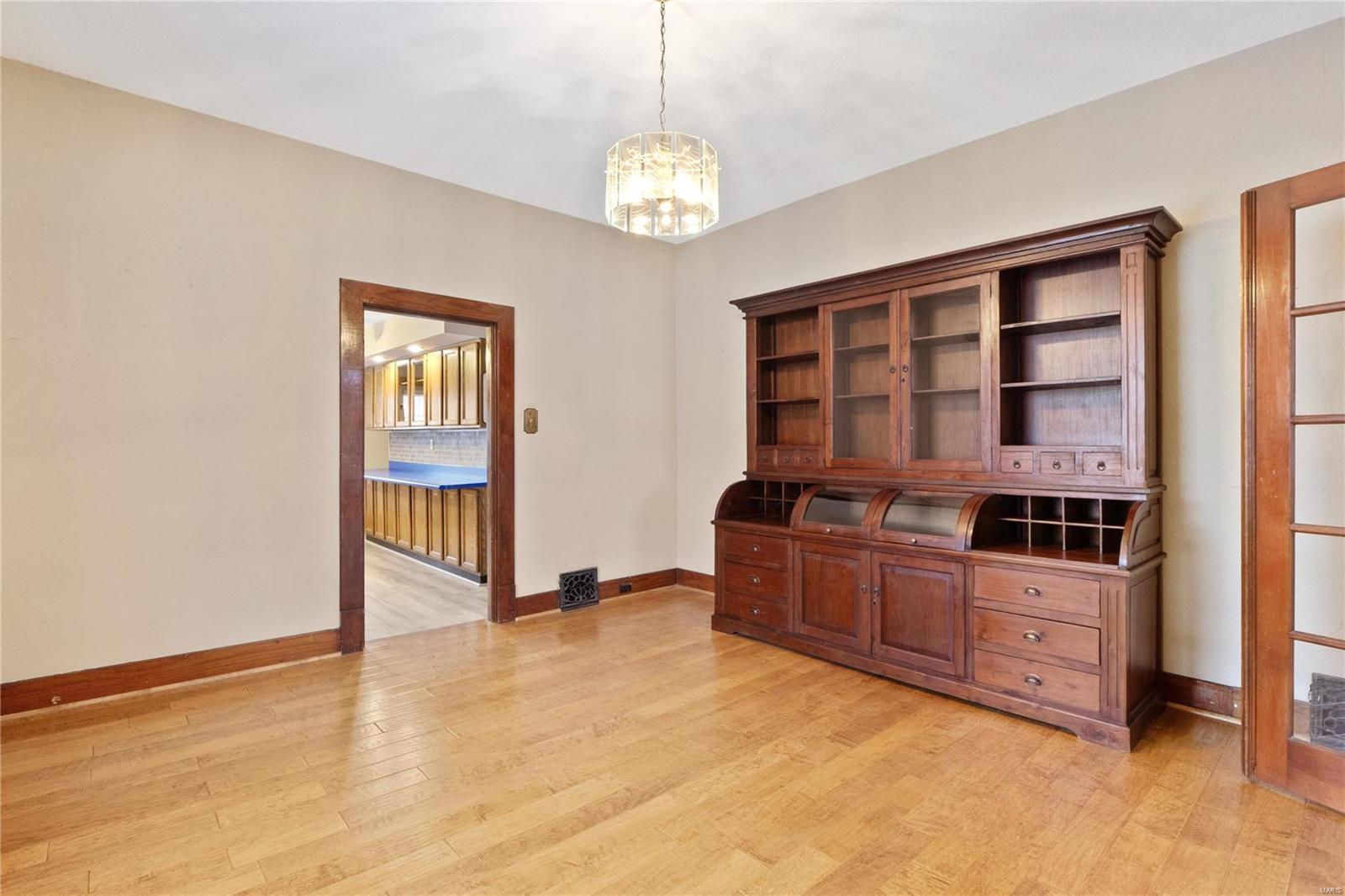 406 West St Louis Street Lebanon, IL 62254 - Photo 7 of 43