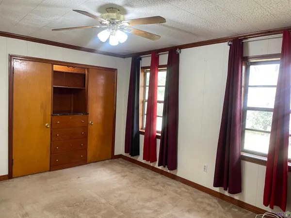$207,000 | 4987 Lois Drive, Zachary, LA 70791