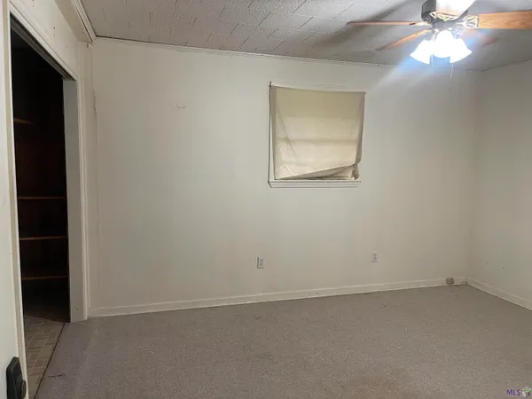 $207,000 | 4987 Lois Drive, Zachary, LA 70791