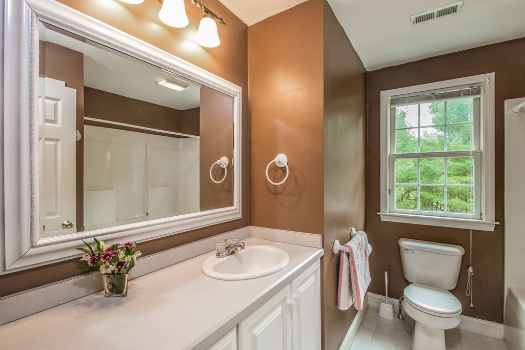 446 Little Sandy Pond Road Plymouth, MA 02360 - Photo 18 of 25