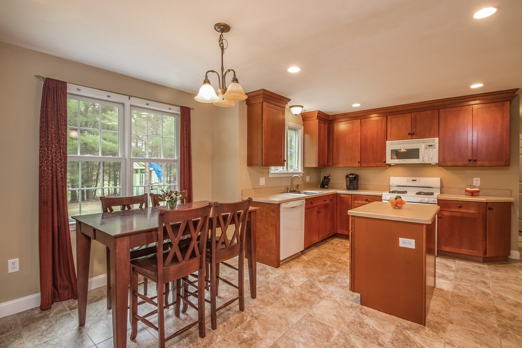 446 Little Sandy Pond Road Plymouth, MA 02360 - Photo 3 of 25