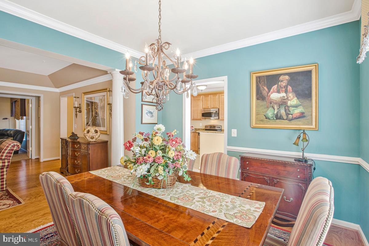 7315 Brookview Road, Unit 207 Elkridge, MD 21075 - Photo 9 of 51 Dining Room
