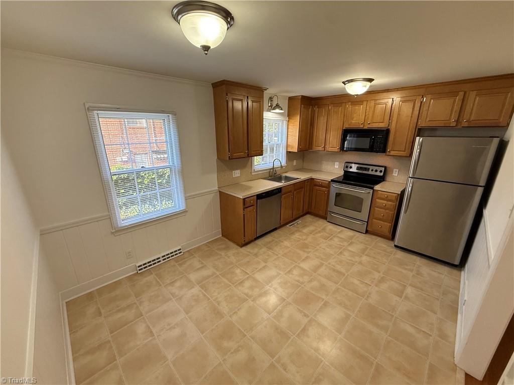 1206 West 4th Street, Unit 2 Winston-Salem, NC 27101 - Photo 6 of 8