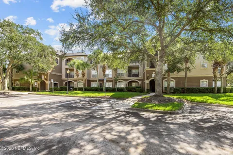 $190,000 | 10961 Burnt Mill Road, Unit 1217, Jacksonville, FL 32256