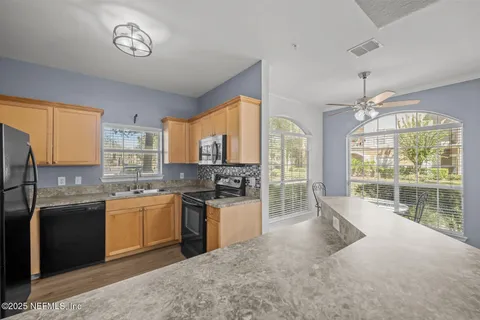 $190,000 | 10961 Burnt Mill Road, Unit 1217, Jacksonville, FL 32256