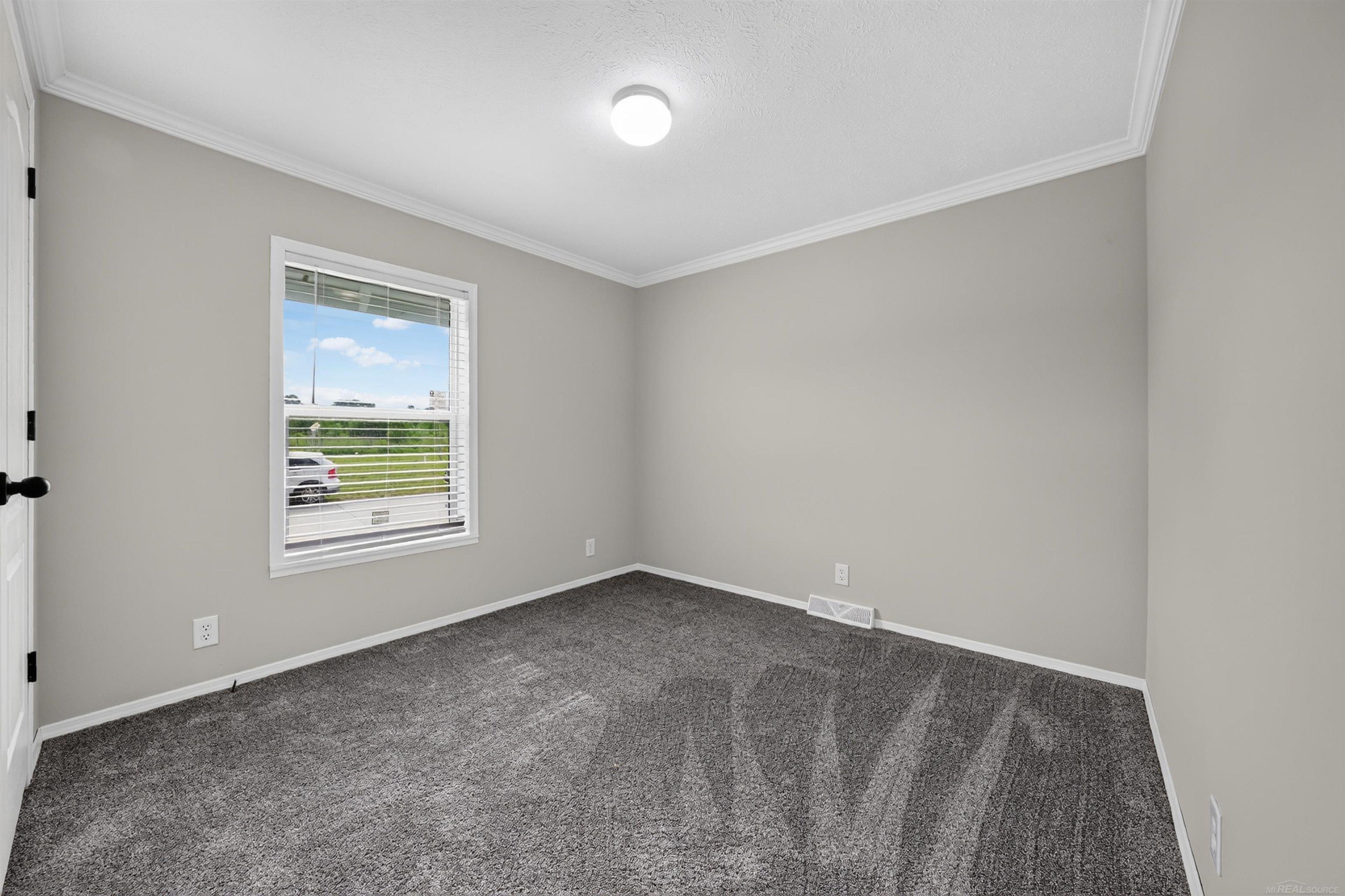 180 Riviera Drive Lapeer, MI 48446 - Photo 17 of 19 50212178-185a713a-bdf0-4510-8233-f439d854d5c5.JPG