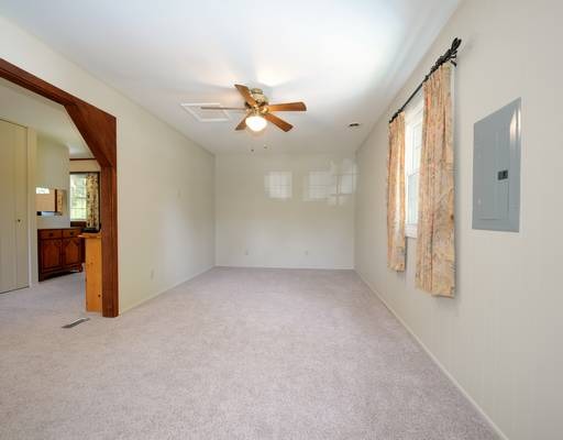 24 Surrey Road Montgomery, IL 60538 - Photo 8 of 16