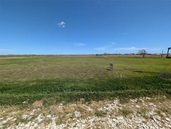 $59,900 | 121 Magnolia Street, Matagorda, TX 77457